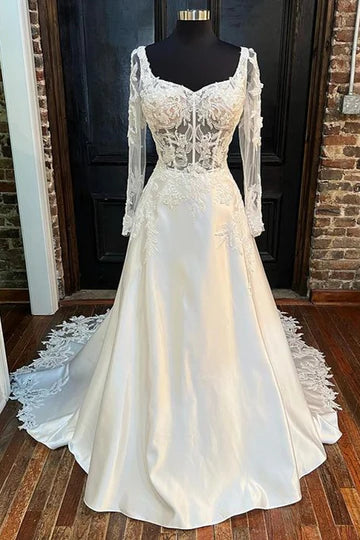 Vestido de novia blanco de manga larga y corte A